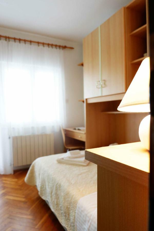 Apartment Ponos Krk Town Exterior foto